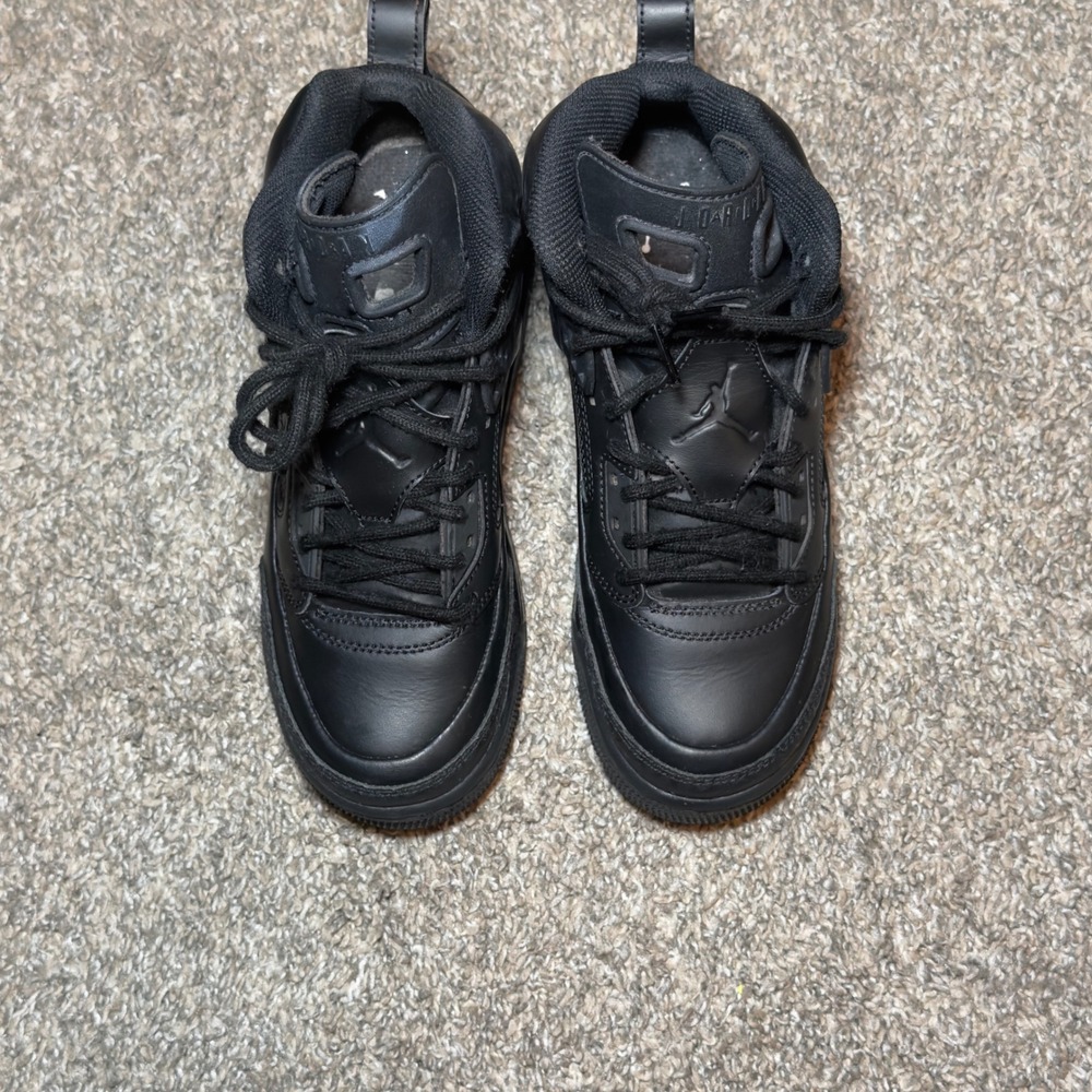 Jordan Spizike Low Triple Black Kids Basketball Shoes FD4653-001 Size 5Y - Picture 4 of 6